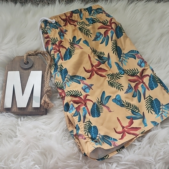 Arizona Tropical Swim Short with 6.5" Inseam NWT - Picture 1 of 8